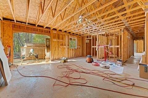 Tiny photo for 550 Marcy Loop Road, Grants Pass, OR 97527 (MLS # 220212785)