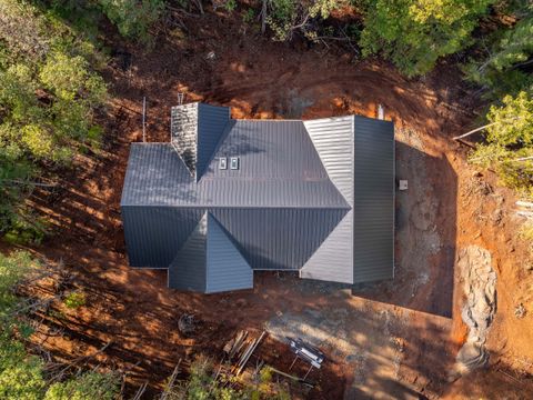 Tiny photo for 550 Marcy Loop Road, Grants Pass, OR 97527 (MLS # 220212785)