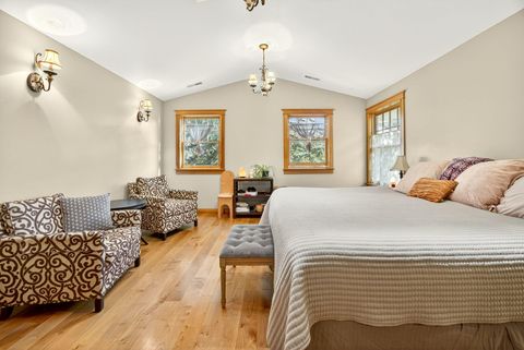 Tiny photo for 219 Meade Street, Ashland, OR 97520 (MLS # 220211816)