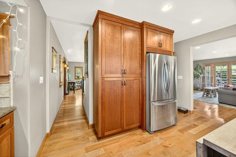 Tiny photo for 219 Meade Street, Ashland, OR 97520 (MLS # 220211816)