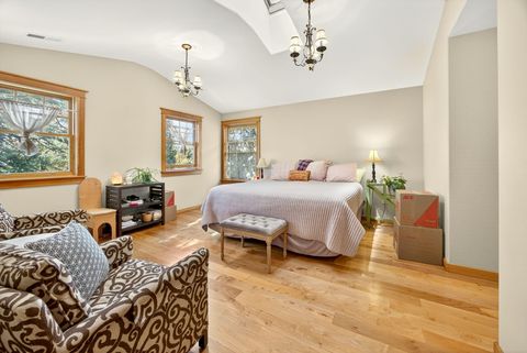 Tiny photo for 219 Meade Street, Ashland, OR 97520 (MLS # 220211816)