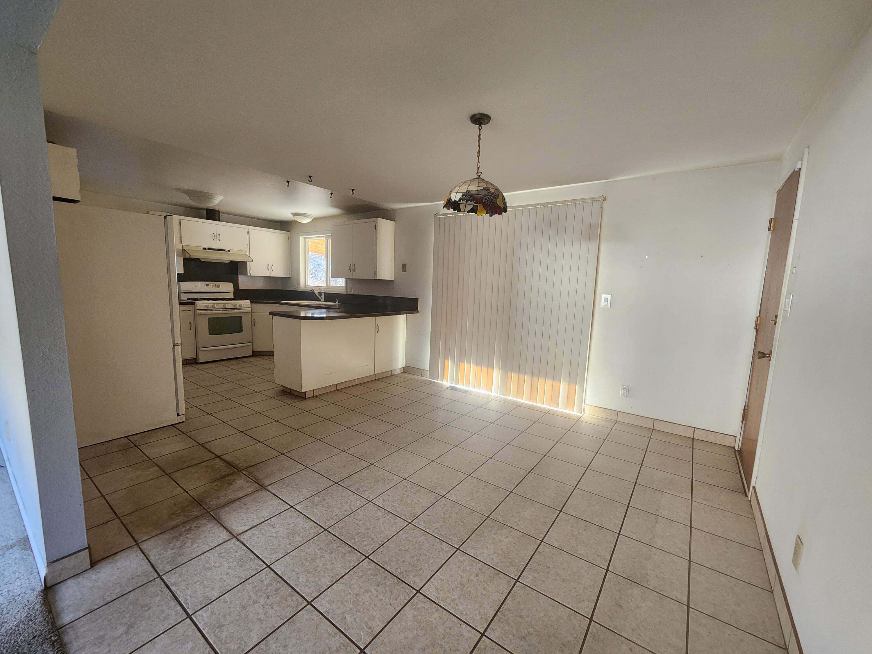 Moyina Manor - Residential