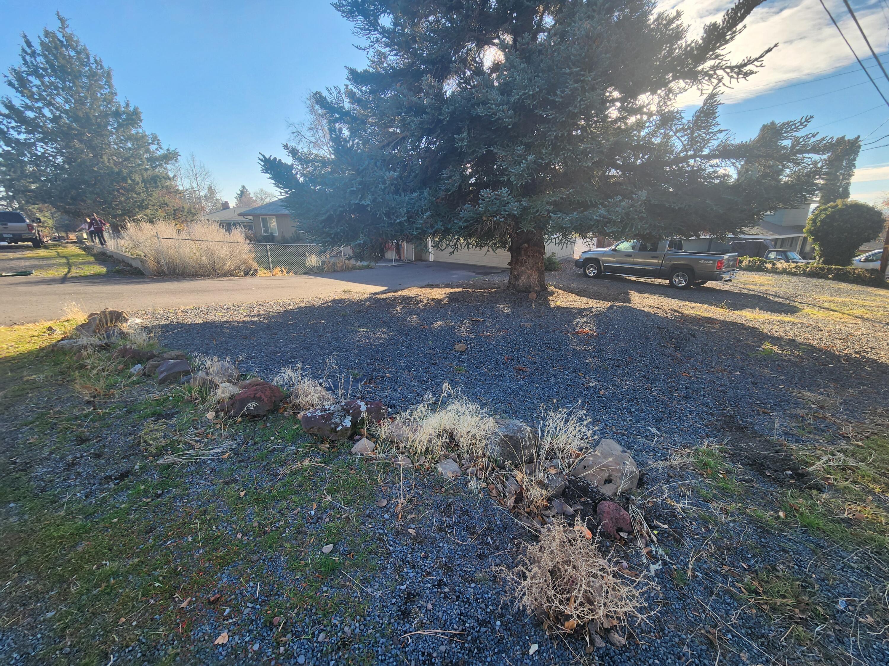 Moyina Manor - Residential