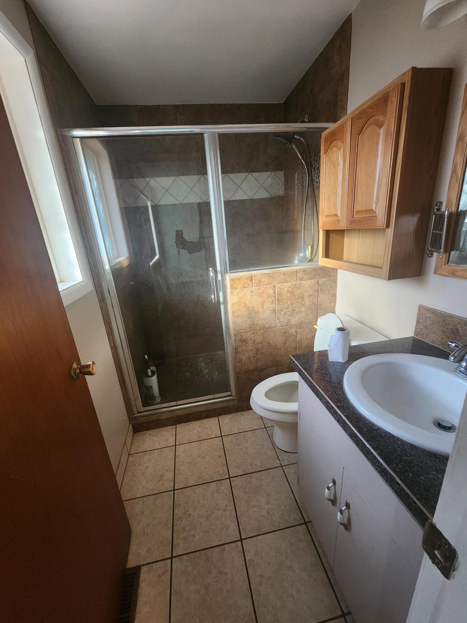 Moyina Manor - Residential