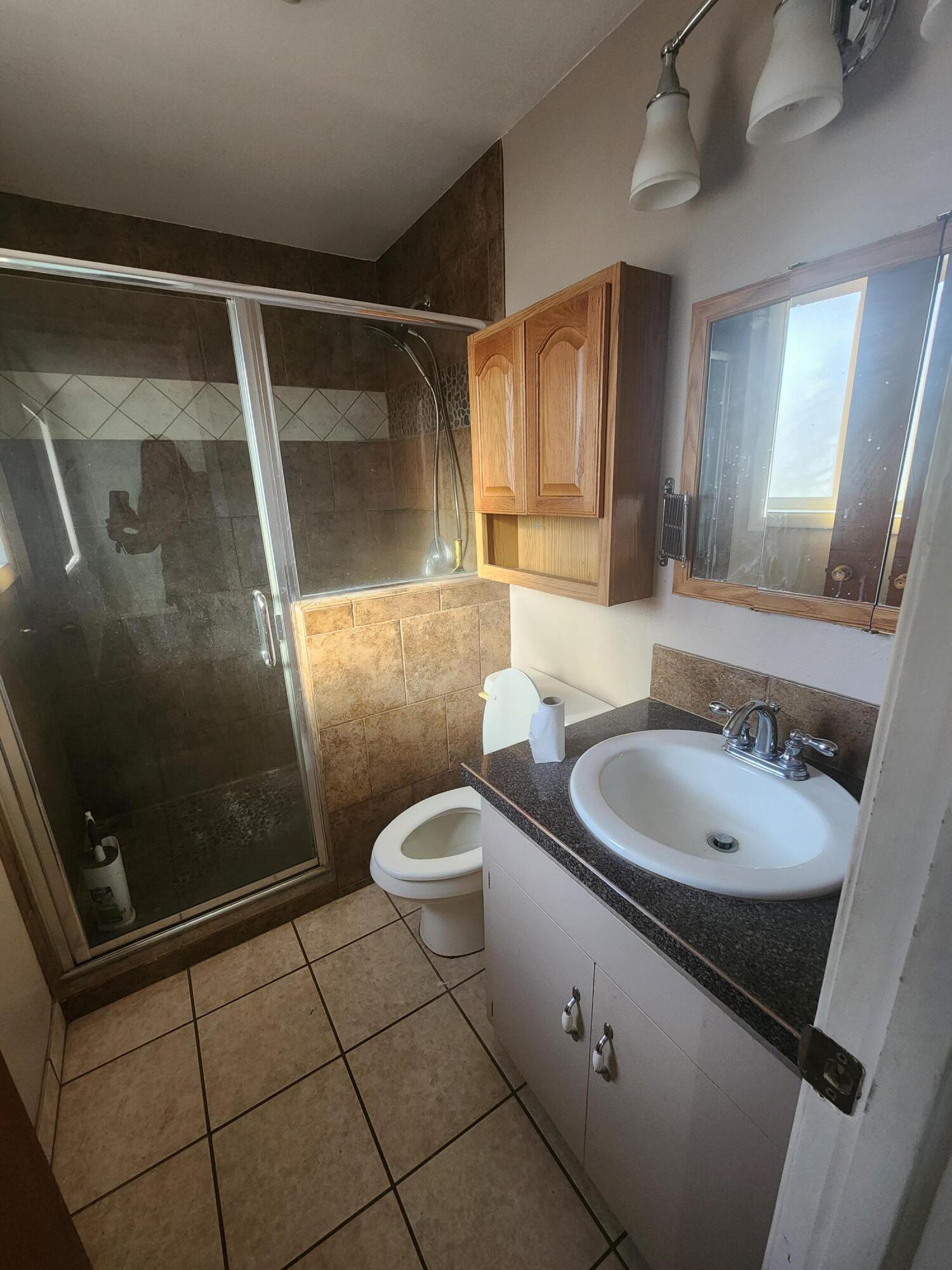 Moyina Manor - Residential