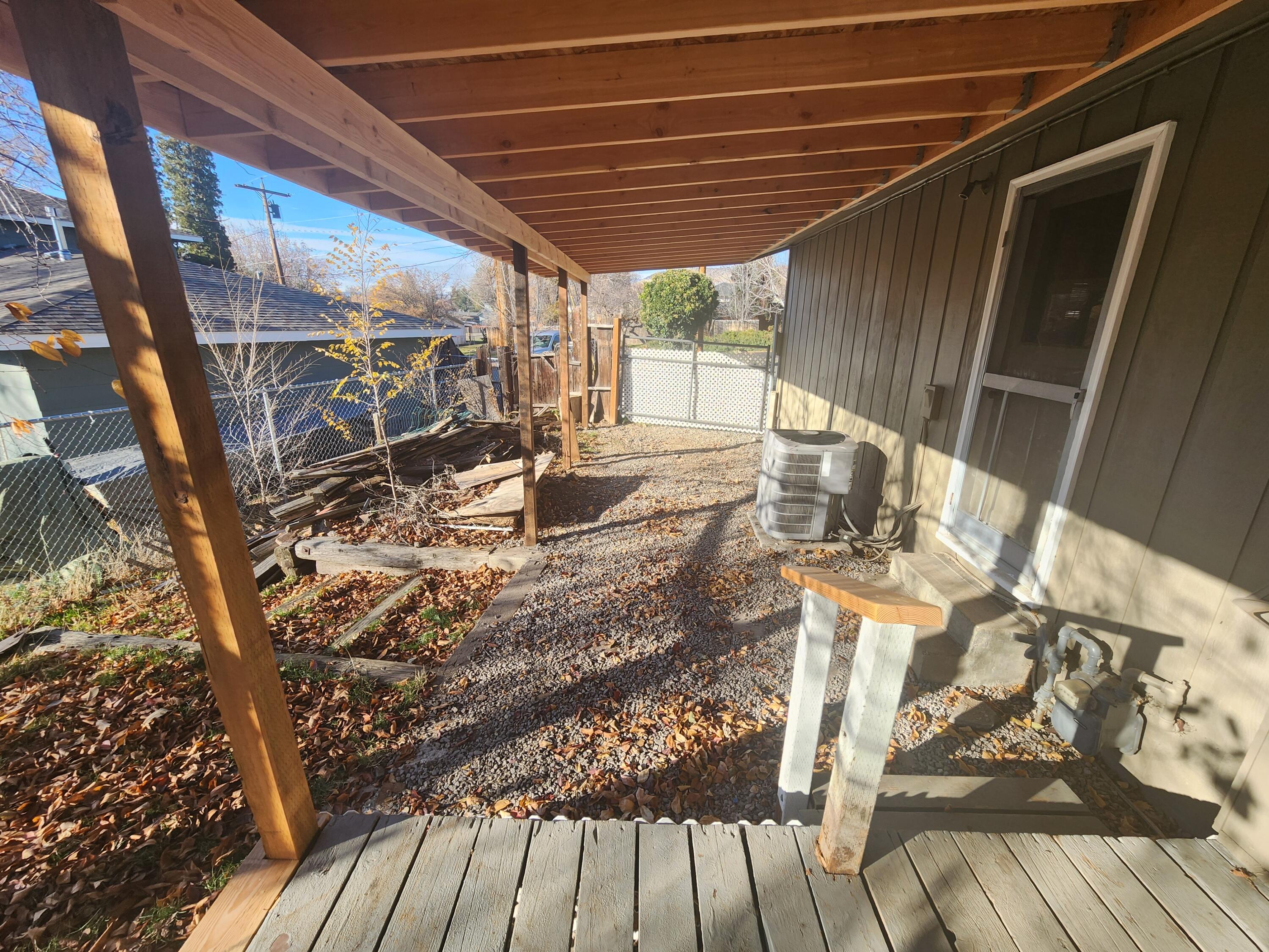 Moyina Manor - Residential