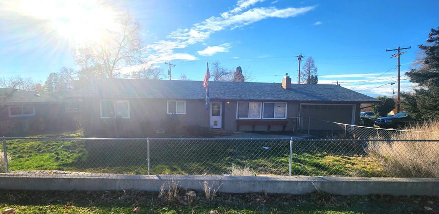 Beautiful 3 bedroom 2 bath home in desired Moyina Manor subdivision! Home features a large living room, tile showers, large 1.5 car garage, large covered back deck, and fully fenced yard on a corner lot with RV parking. Priced to sell so don't miss out on this opportunity!