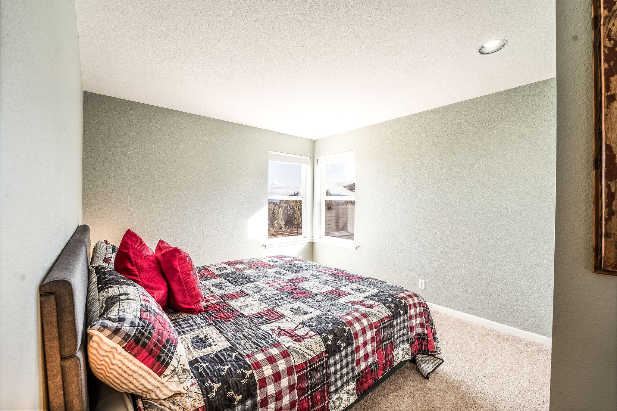 Valley View Estate - Residential