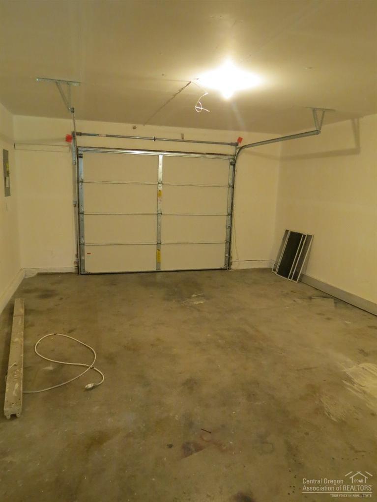 Meadowbrook Estate - Residential