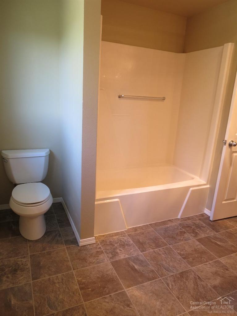 Meadowbrook Estate - Residential