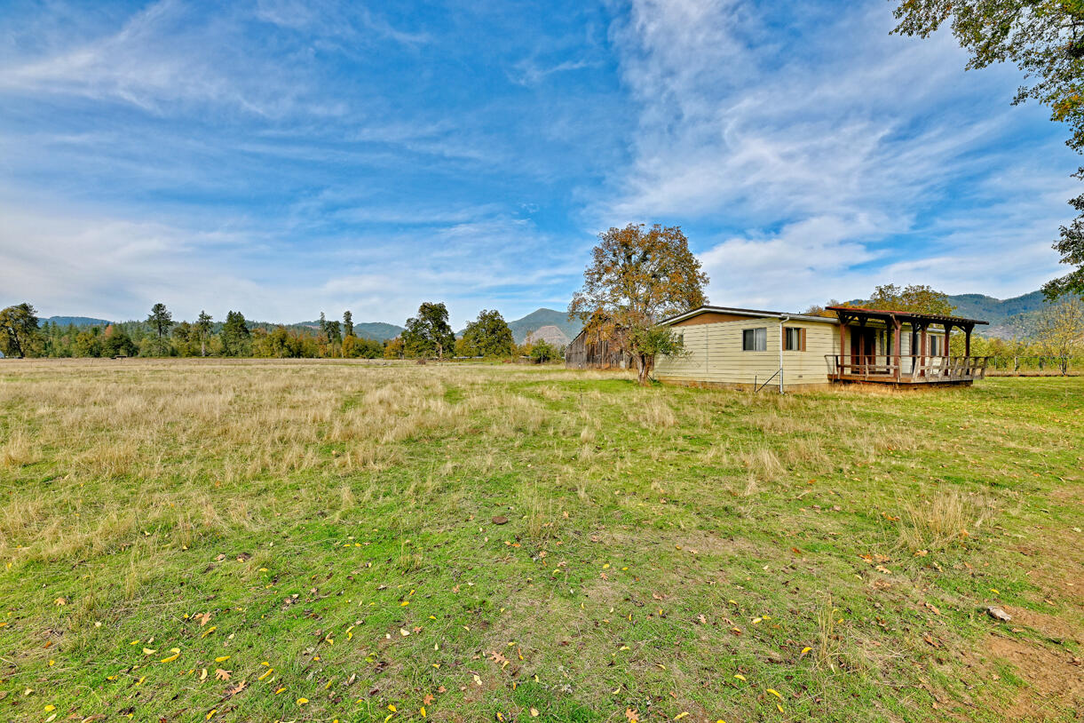 Cave Junction - Residential