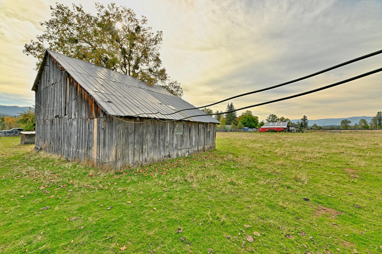Cave Junction - Residential