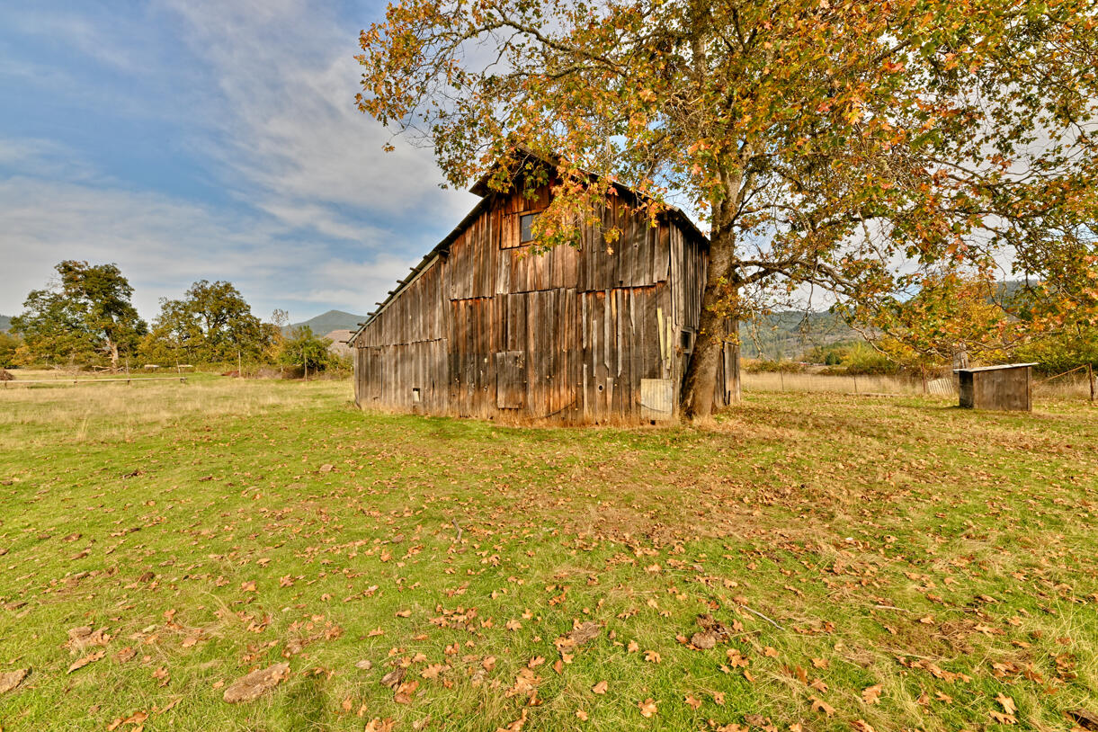 Cave Junction - Residential