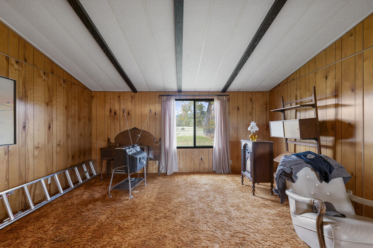 Cave Junction - Residential