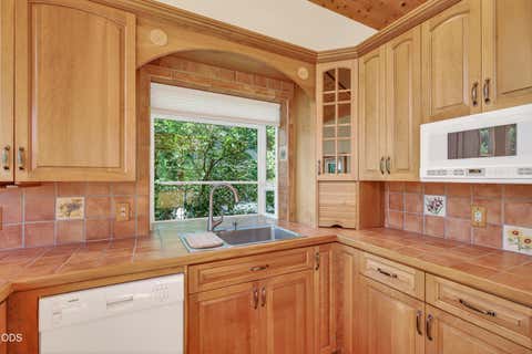 Tiny photo for 307 Hillcrest Street, Ashland, OR 97520 (MLS # 220223301)
