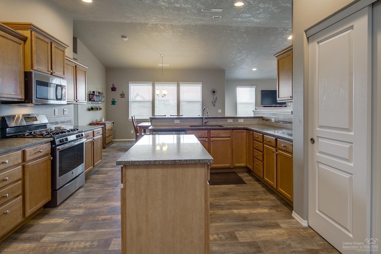 Summit Crest - Residential