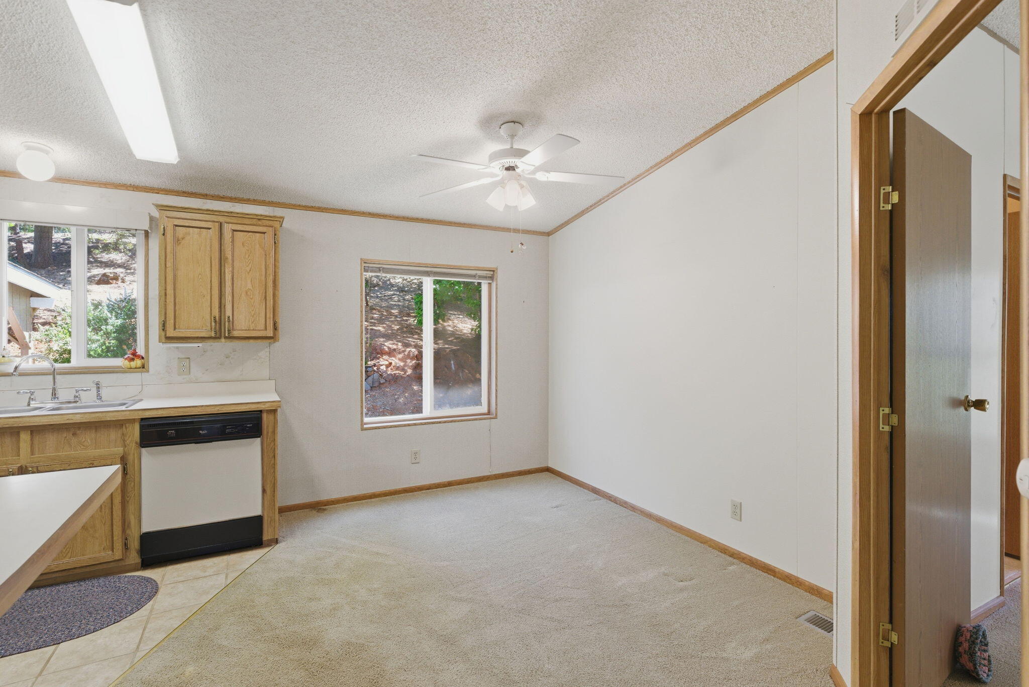 600 Manzanita Drive