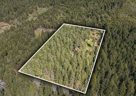 Tiny photo for 707 McMullen Creek Road, Selma, OR 97538 (MLS # 220219251)