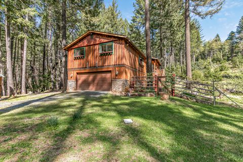 Tiny photo for 707 McMullen Creek Road, Selma, OR 97538 (MLS # 220219251)