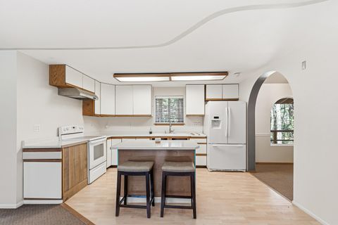 Tiny photo for 707 McMullen Creek Road, Selma, OR 97538 (MLS # 220219251)