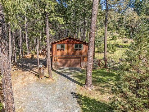 Tiny photo for 707 McMullen Creek Road, Selma, OR 97538 (MLS # 220219251)