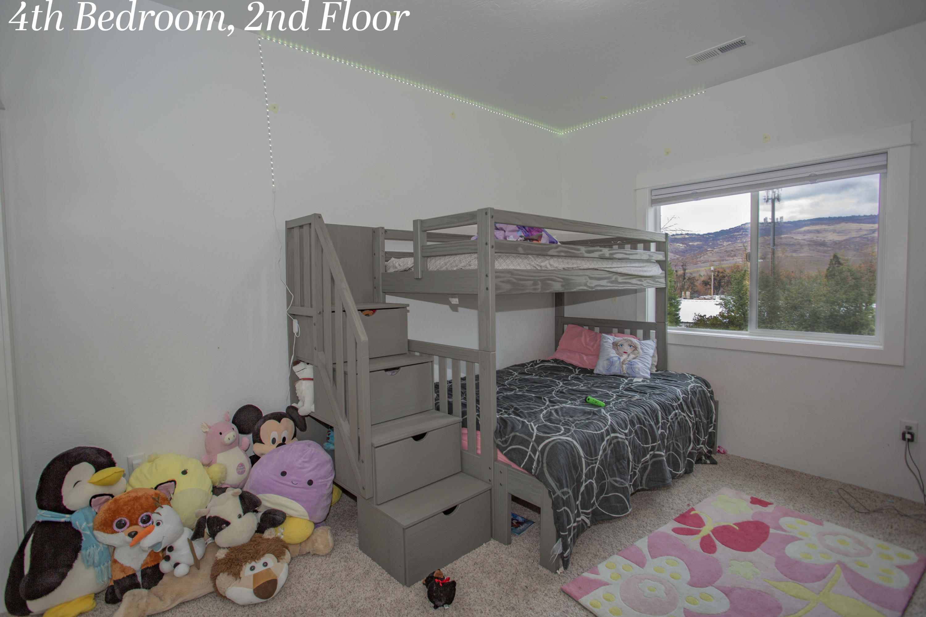 Kamerin Springs - Residential