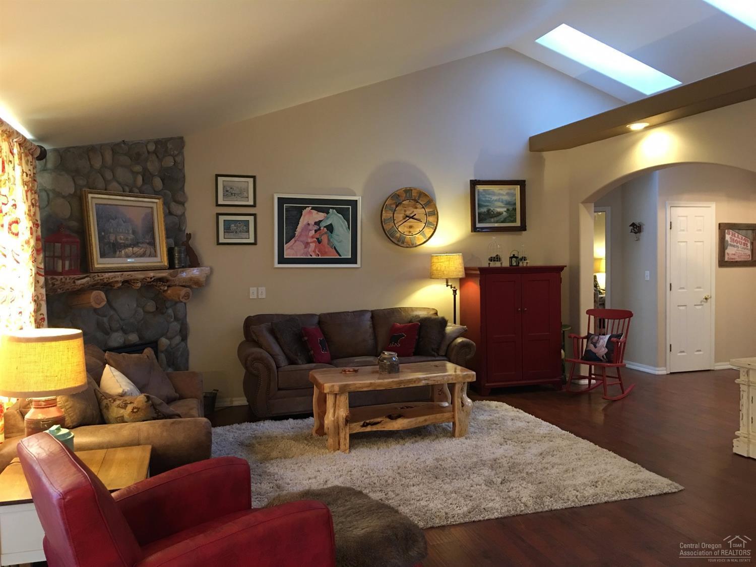 Eagle Crest - Residential