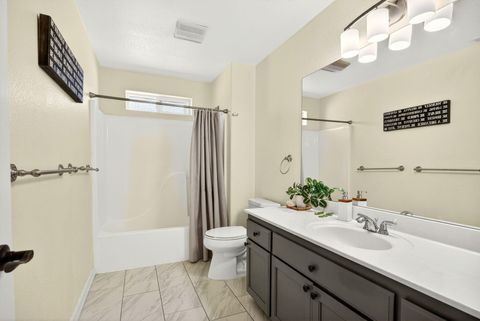 Tiny photo for 267 Meadow Drive, Ashland, OR 97520 (MLS # 220214291)