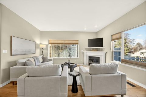 Tiny photo for 267 Meadow Drive, Ashland, OR 97520 (MLS # 220214291)