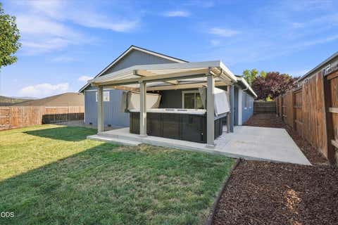 Tiny photo for 928 Stonewater Drive, Eagle Point, OR 97524 (MLS # 220227362)