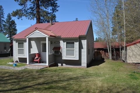 Tiny photo for 138118 Hillcrest Street, Gilchrist, OR 97737 (MLS # 220217039)