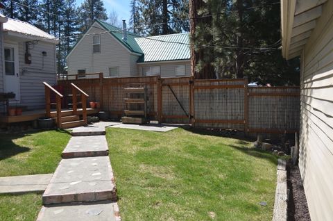 Tiny photo for 138118 Hillcrest Street, Gilchrist, OR 97737 (MLS # 220217039)