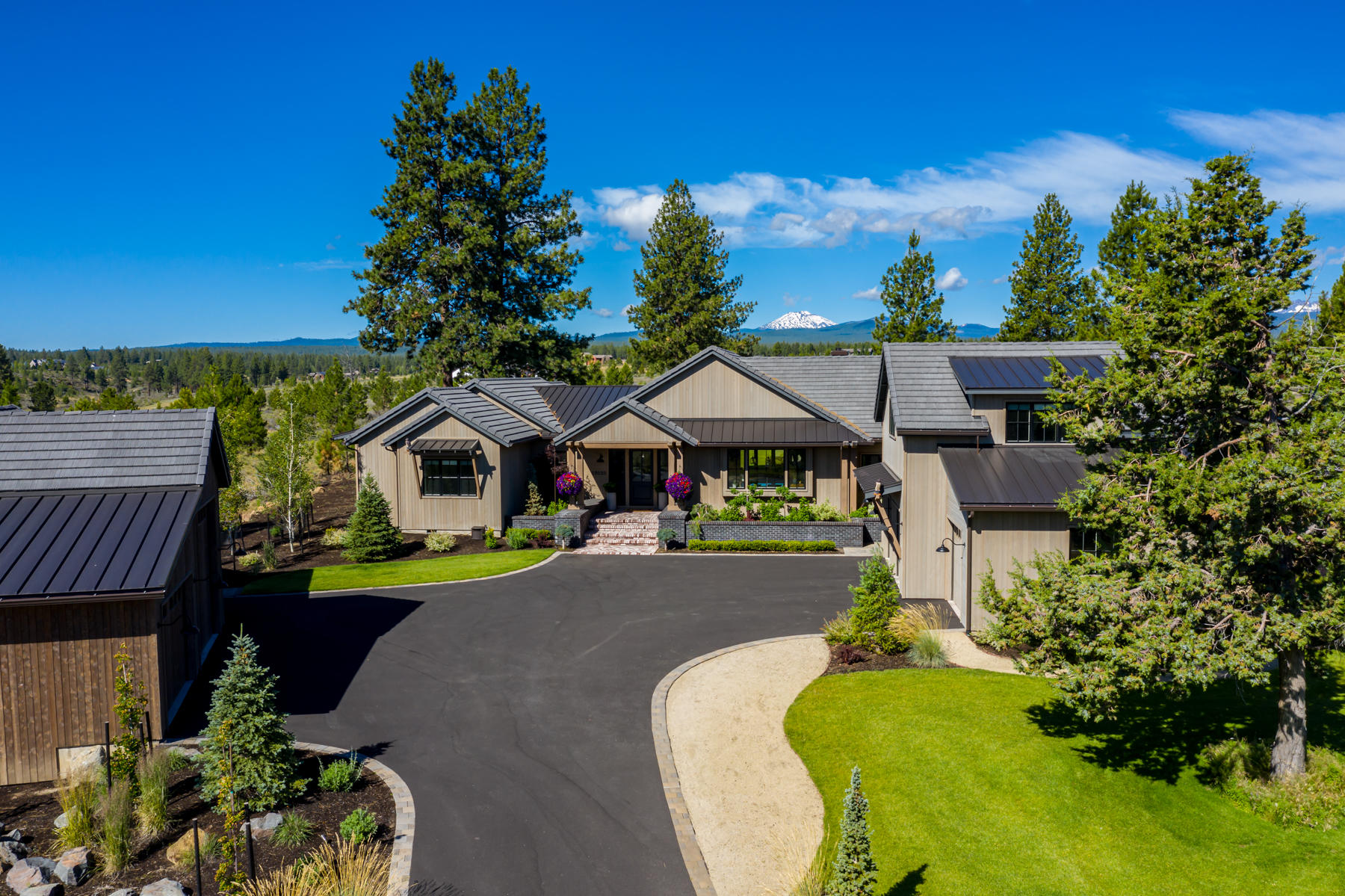 The Highlands at Broken Top - Residential