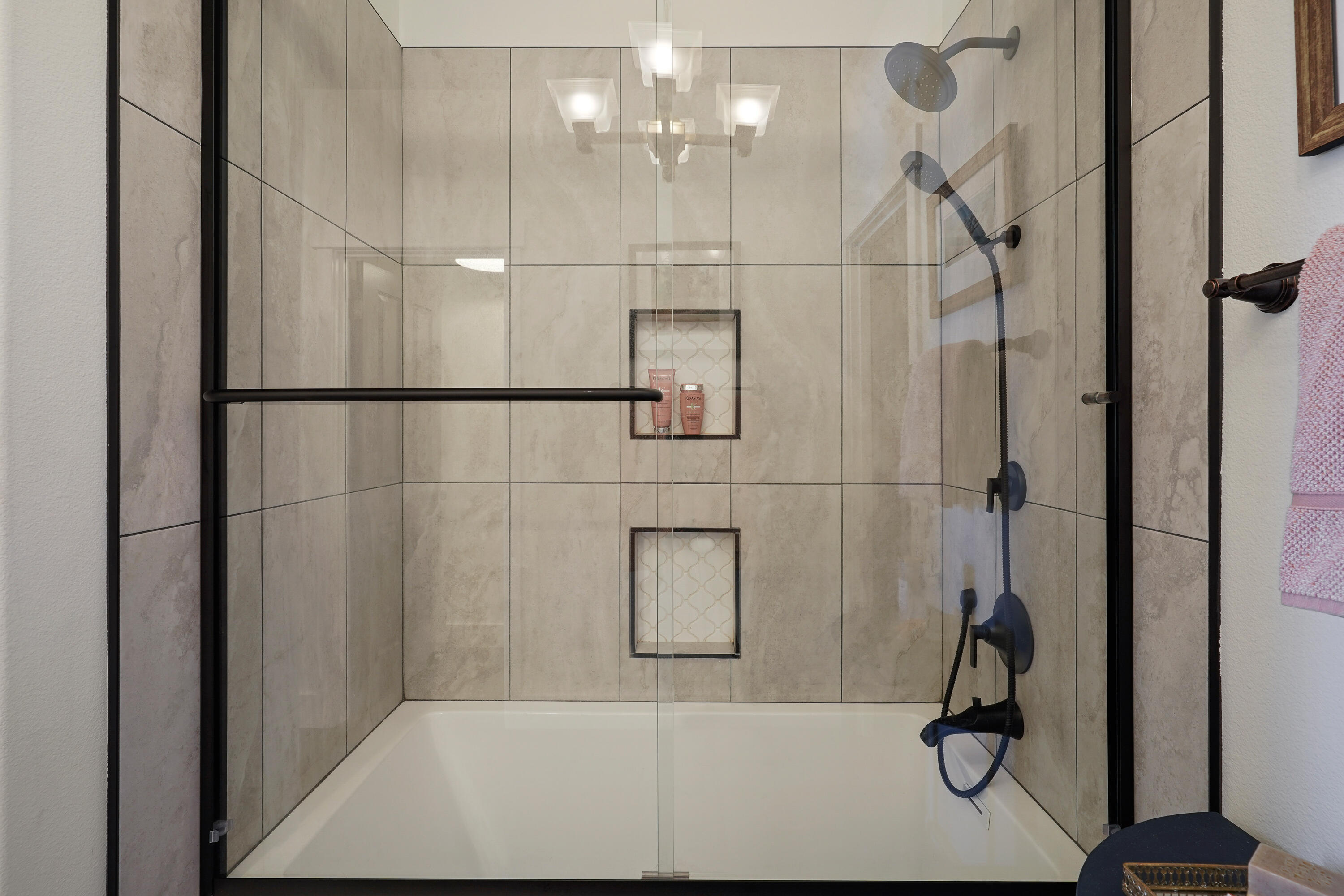 Skyliner Summit - Residential