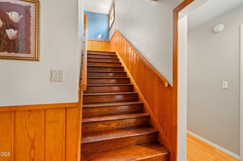 Tiny photo for 158 Renault Avenue, Medford, OR 97501 (MLS # 220222624)