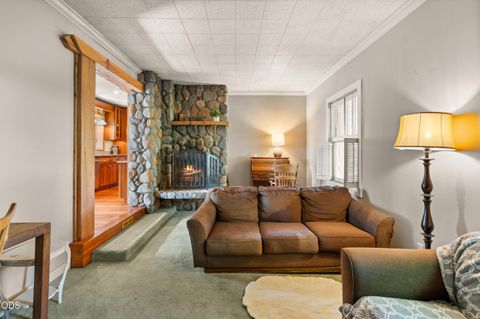 Tiny photo for 158 Renault Avenue, Medford, OR 97501 (MLS # 220222624)