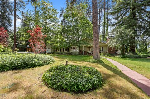 Tiny photo for 158 Renault Avenue, Medford, OR 97501 (MLS # 220222624)