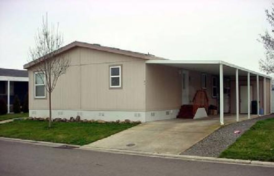 This is avery well kept home in a quiet family park. Perfect set-up for the family at 1620 sq ft, 3 bedrooms and 2 baths. Big living room and family room and a convenient up to date kitchen. Includes 2 extra storage sheds outside and an above ground pool plus equipment.