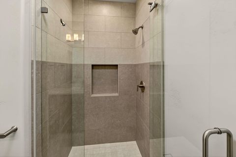 Tiny photo for 4090 Crystal Springs Drive, Medford, OR 97504 (MLS # 220219977)