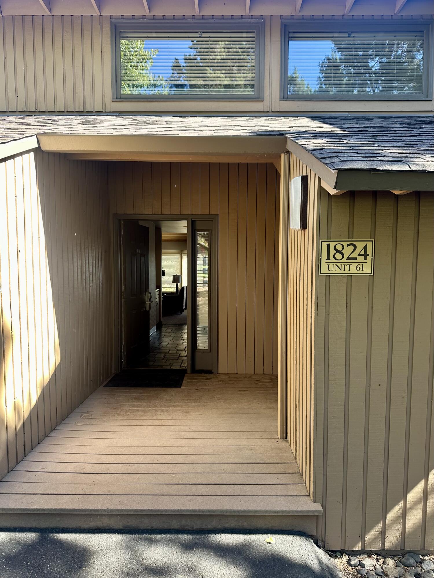 1824 Redtail Hawk Drive RV61F