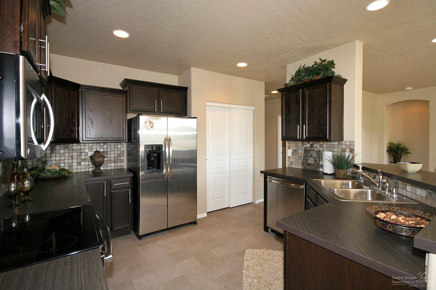 Pettigrew Place - Residential