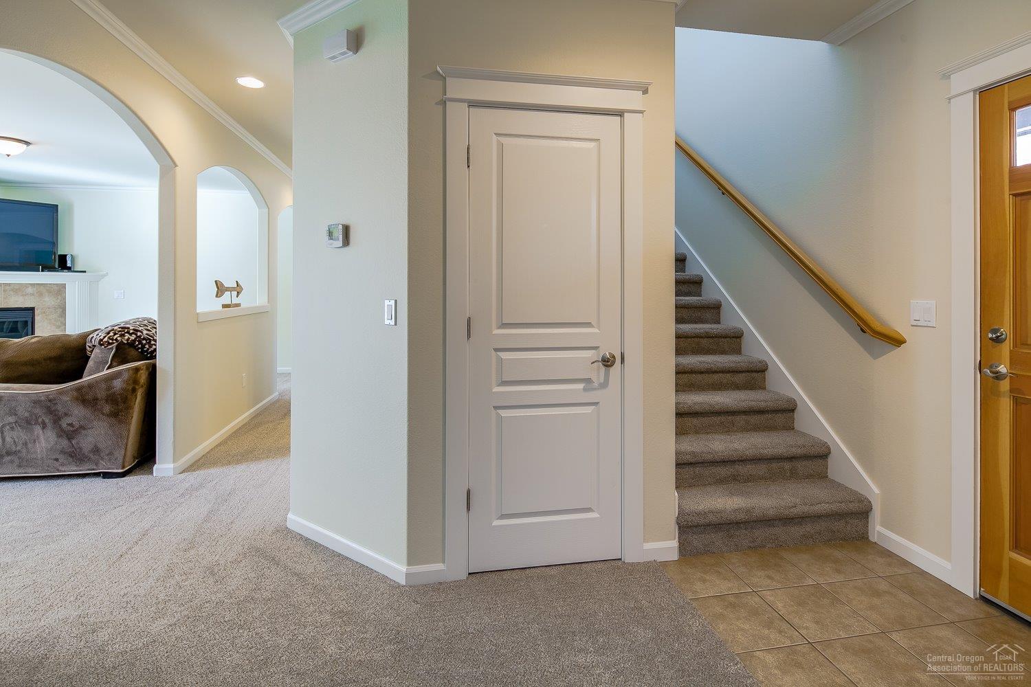 Deschutes River Cros - Residential