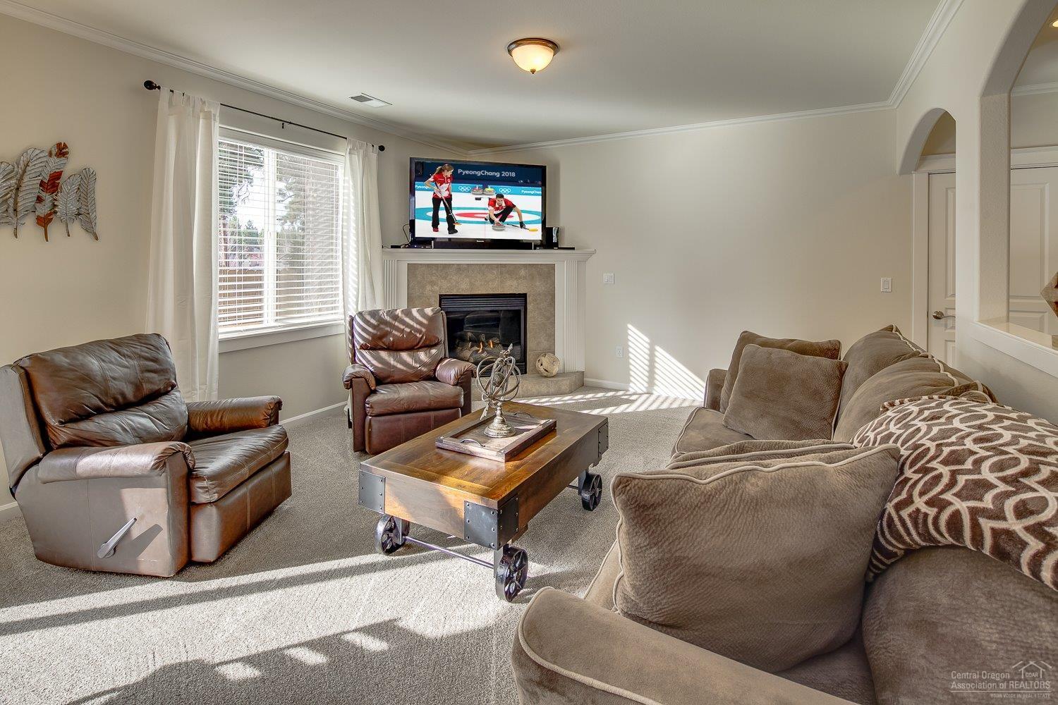 Deschutes River Cros - Residential