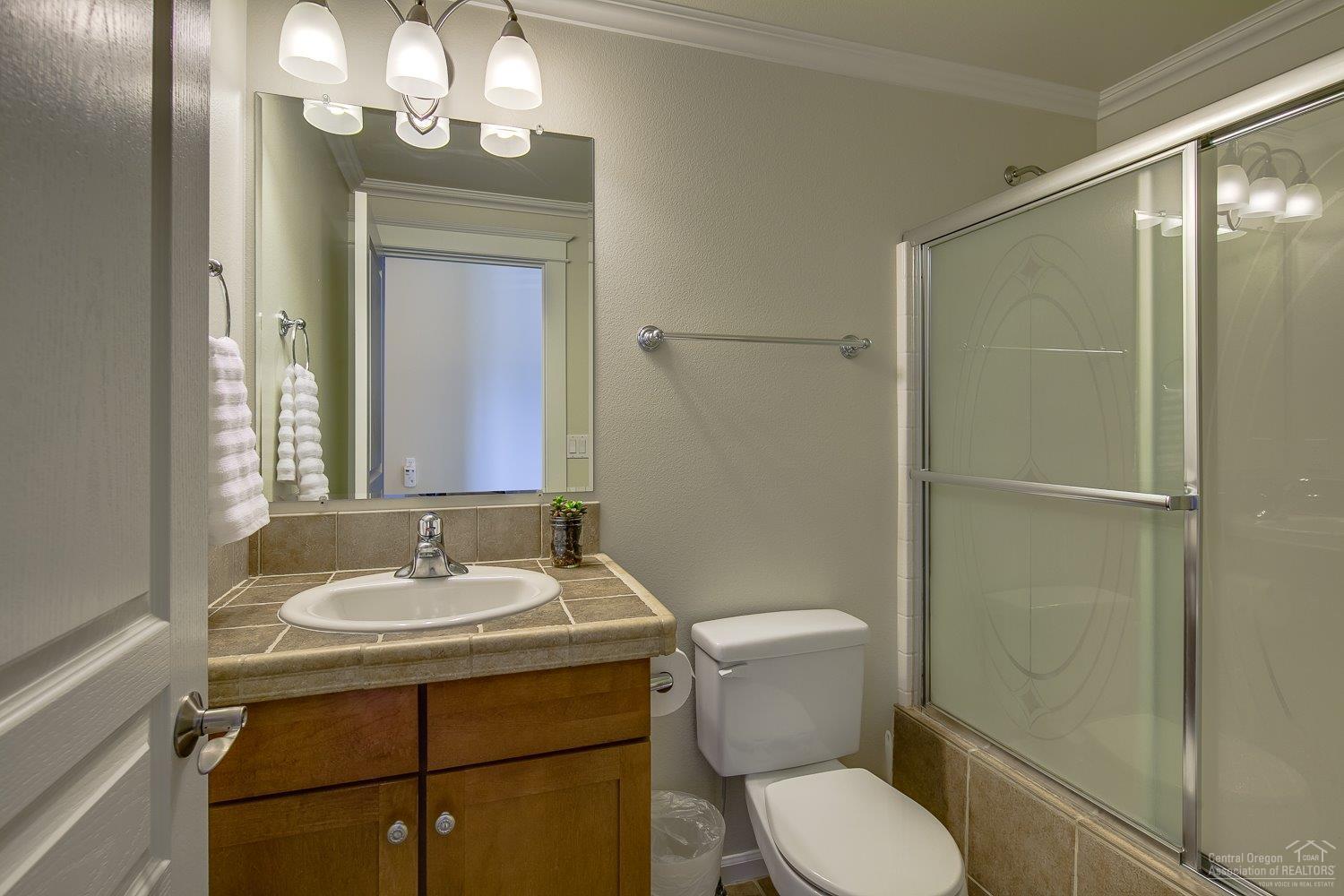 Deschutes River Cros - Residential