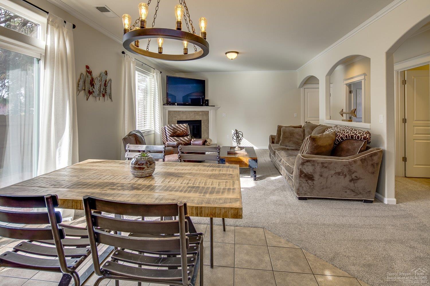 Deschutes River Cros - Residential