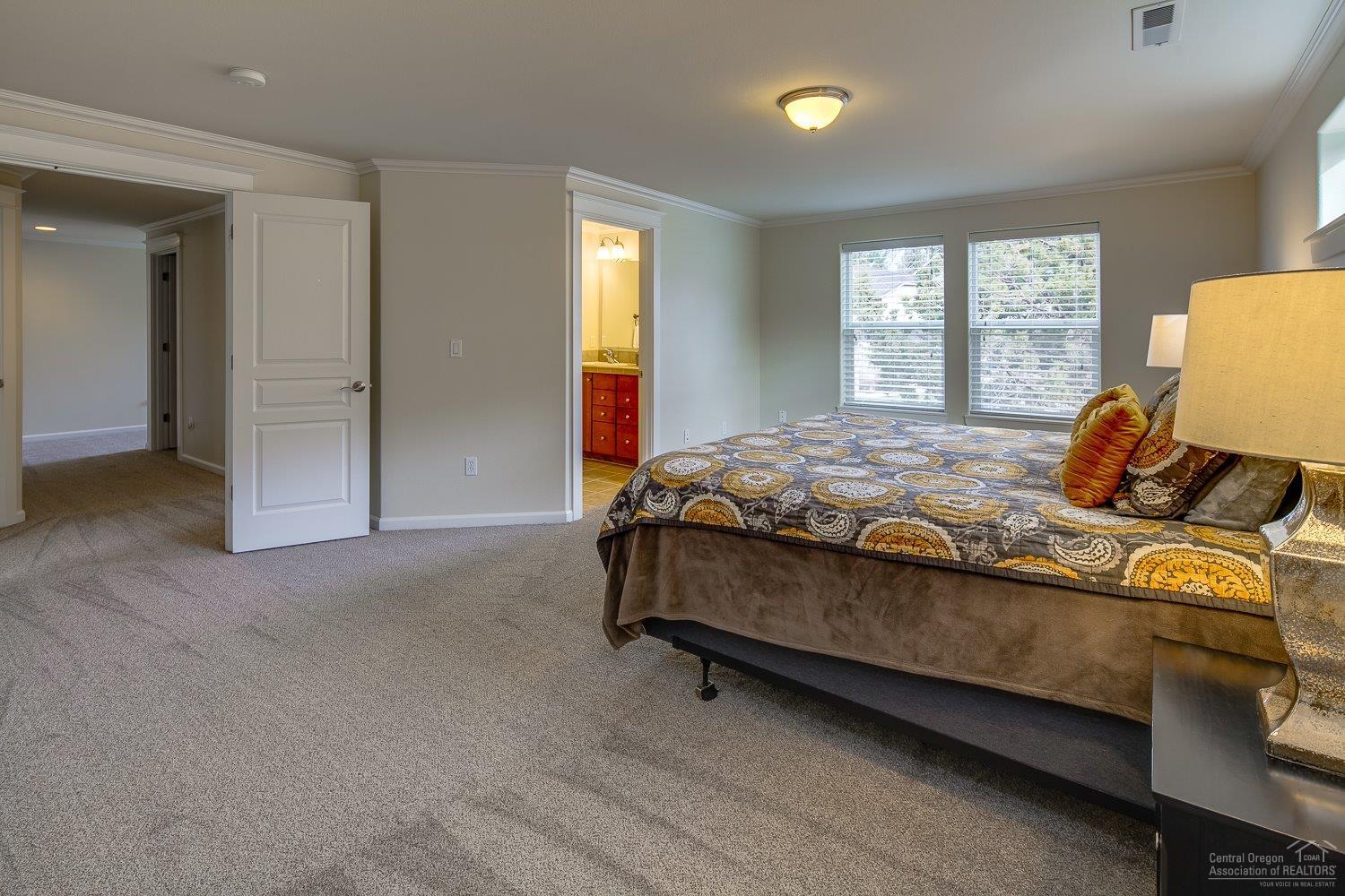 Deschutes River Cros - Residential