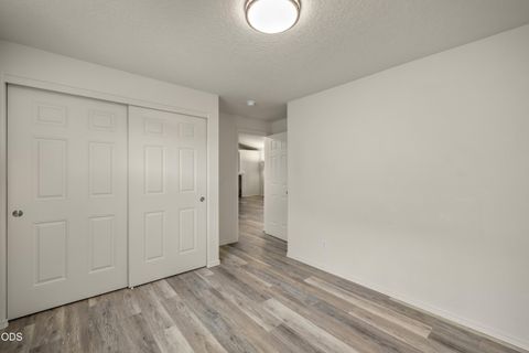 Tiny photo for 20535 Sunderland Way, Bend, OR 97701 (MLS # 220222991)
