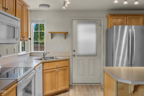 Tiny photo for 20535 Sunderland Way, Bend, OR 97701 (MLS # 220222991)