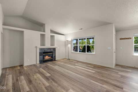 Tiny photo for 20535 Sunderland Way, Bend, OR 97701 (MLS # 220222991)