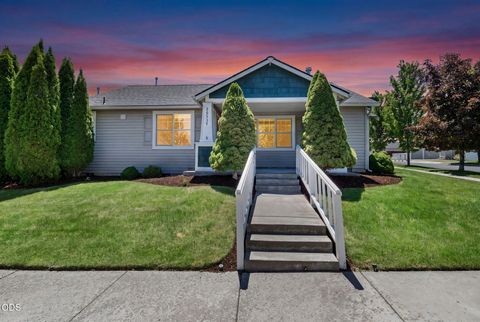 Tiny photo for 20535 Sunderland Way, Bend, OR 97701 (MLS # 220222991)